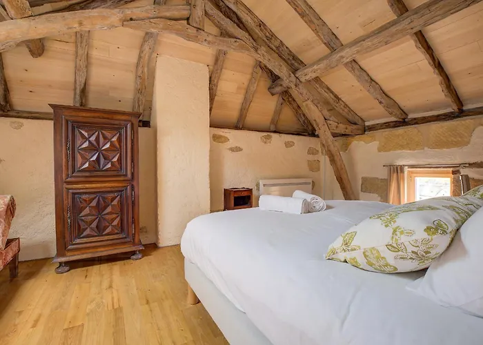 Le Prieuré Péridoors - élégance, Histoire&jacuzzi * Saint-Cyprien (Dordogne)