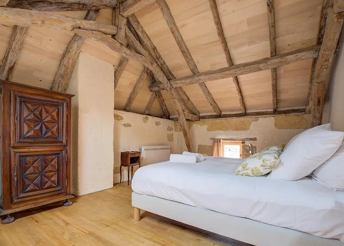 Hébergement de vacances Le Prieuré Péridoors - élégance, Histoire&jacuzzi *