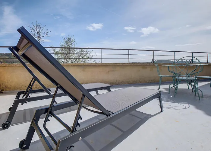 Le Prieuré Péridoors - élégance, Histoire&jacuzzi