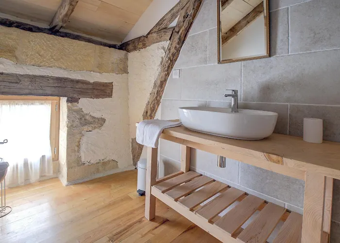 Hébergement de vacances Le Prieuré Péridoors - élégance, Histoire&jacuzzi Saint-Cyprien (Dordogne)