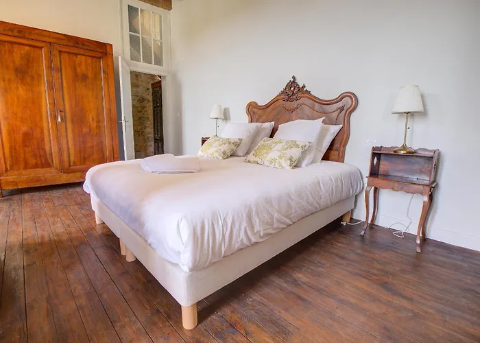 Hébergement de vacances Le Prieuré Péridoors - élégance, Histoire&jacuzzi Saint-Cyprien (Dordogne)